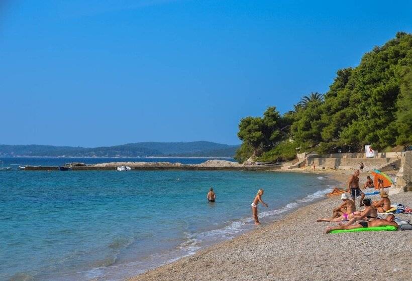 ペンション Guesthouse Papica