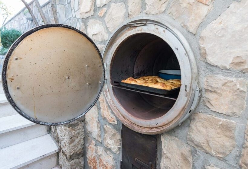 ペンション Guesthouse Papica