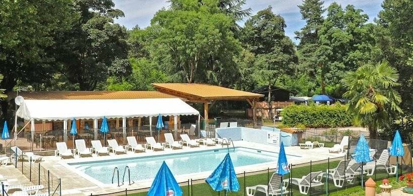 Отель Camping Les Sables