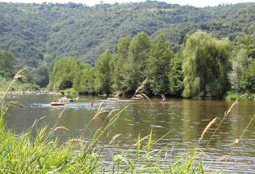 Отель Camping Les Sables