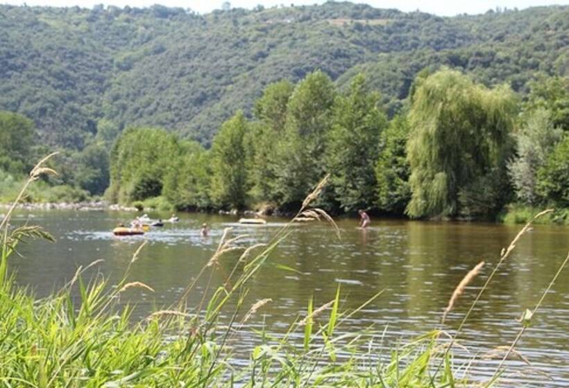 Отель Camping Les Sables