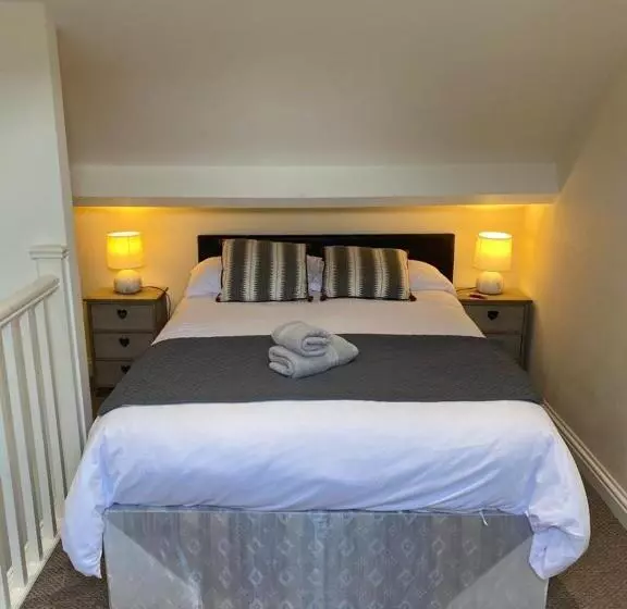 ペンション Parliament