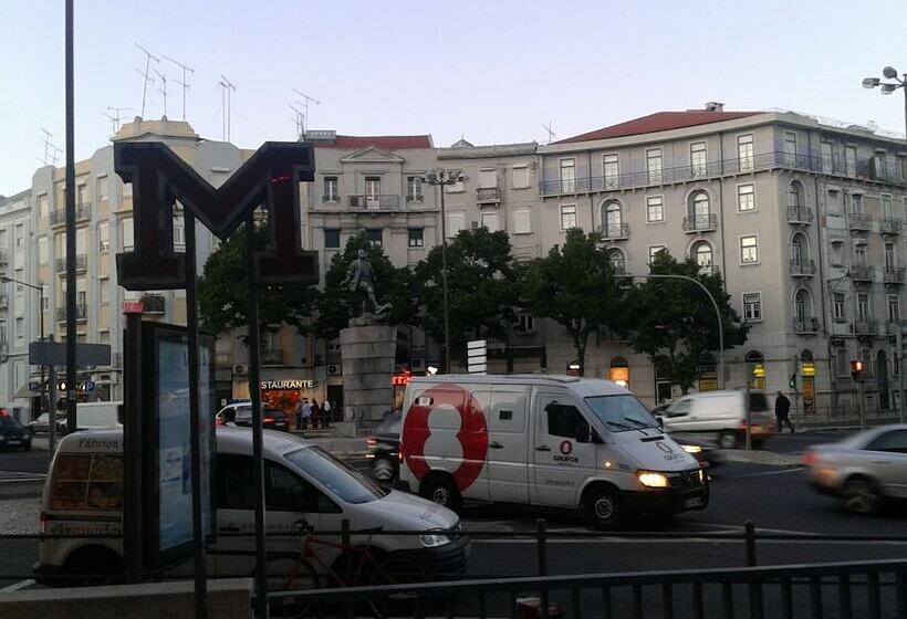 بنسيون Rooms Fado