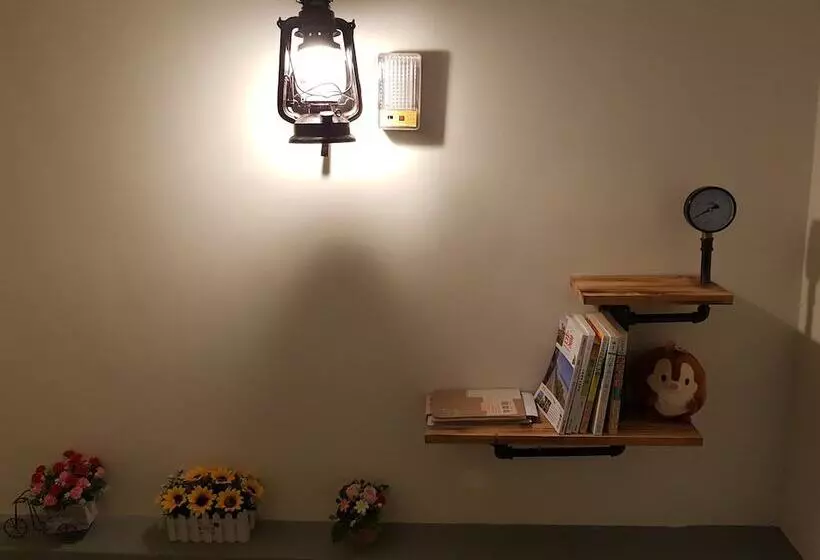 Railway Traveler B&b