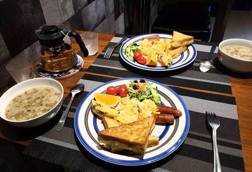 Railway Traveler B&b