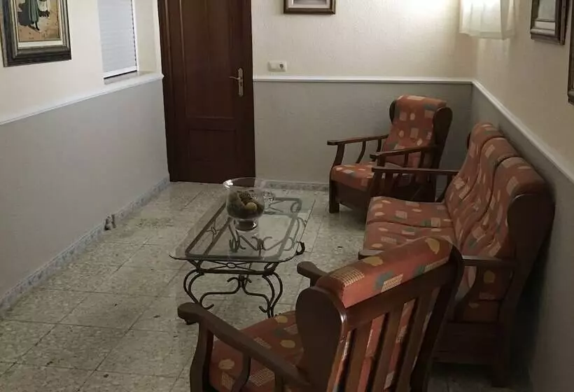 Hostal Restaurante Marino