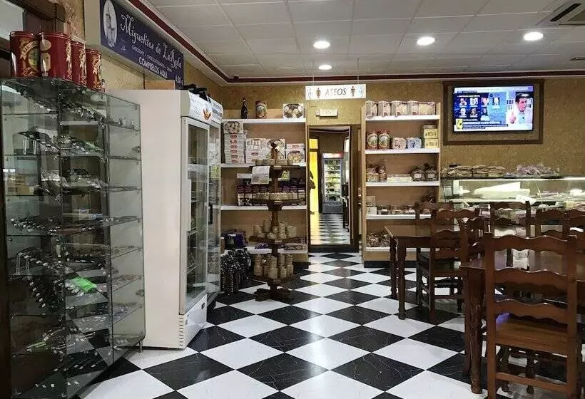 Hostal Restaurante Marino