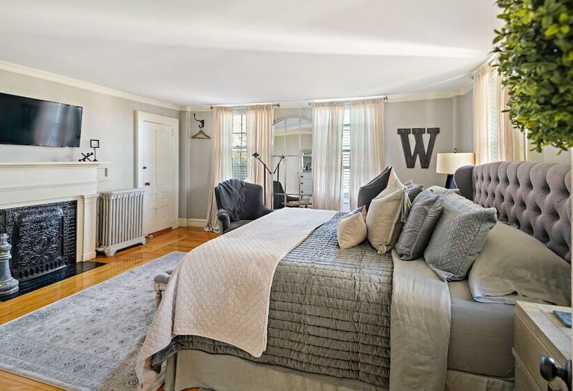 The Watson Boutique Bed And Breakfast