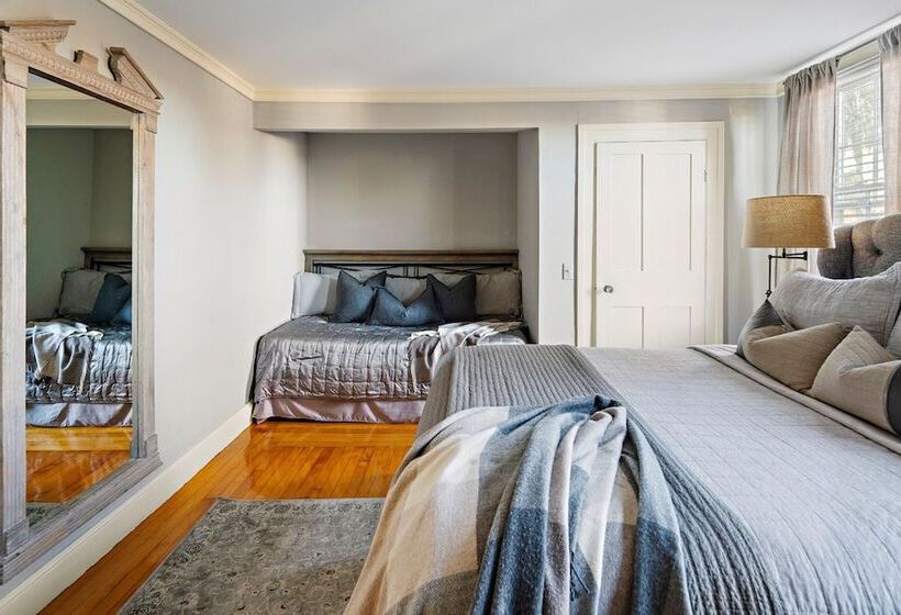 The Watson Boutique Bed And Breakfast