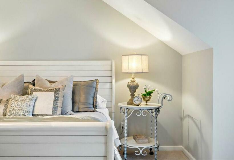 The Watson Boutique Bed And Breakfast