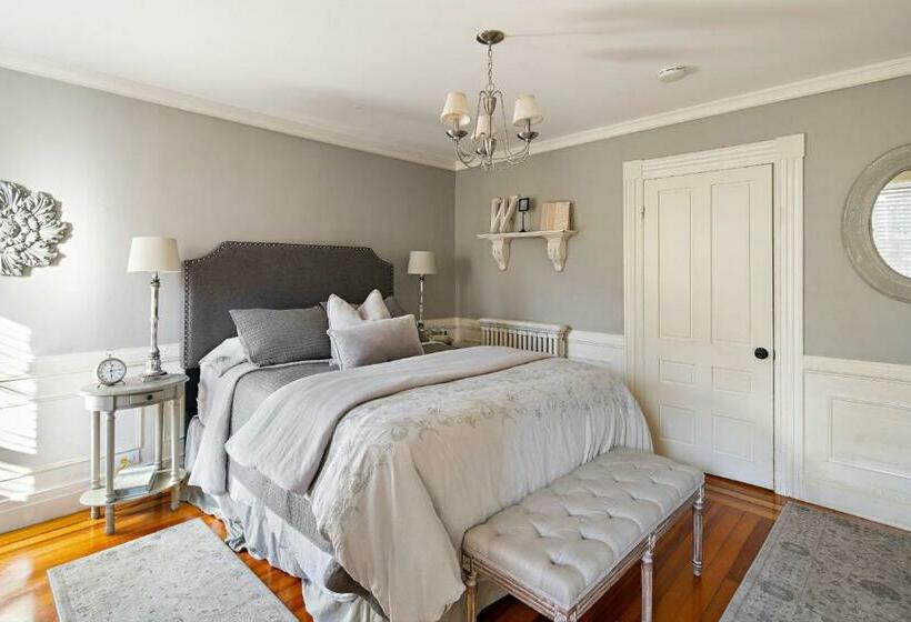 The Watson Boutique Bed And Breakfast