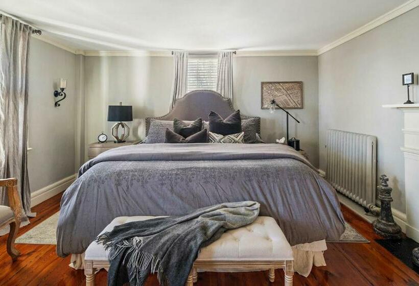 The Watson Boutique Bed And Breakfast