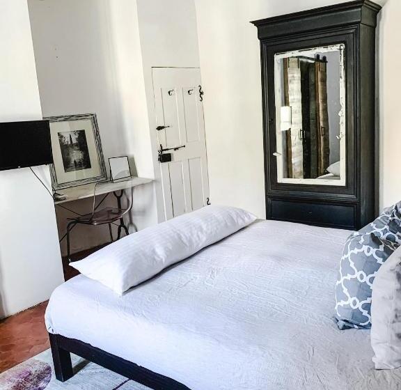 مبيت وإفطار La Belugue