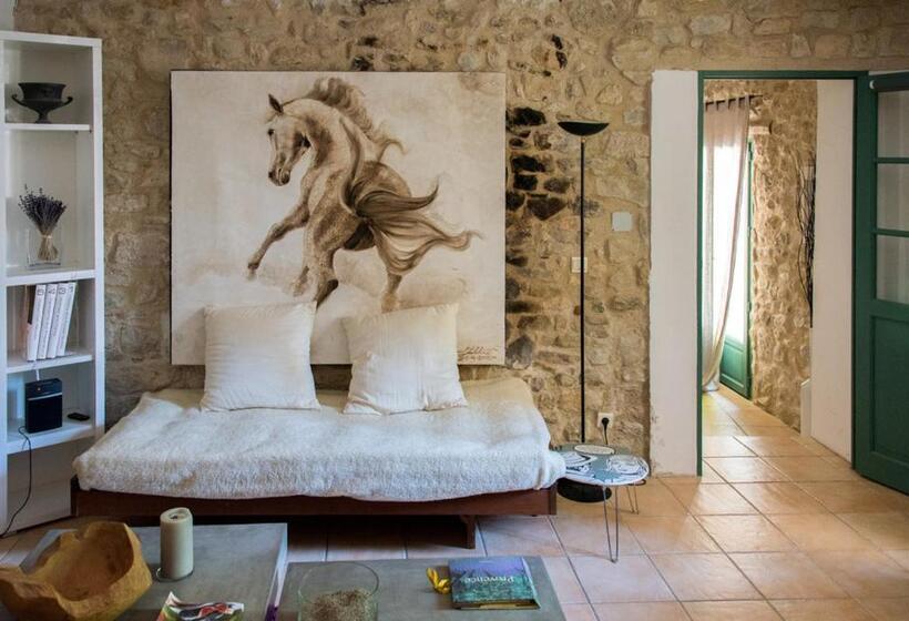 مبيت وإفطار La Belugue