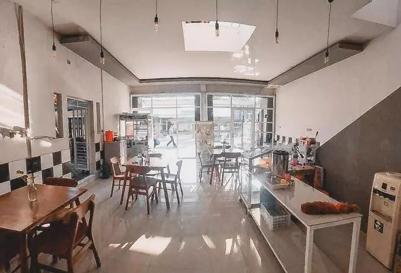 ホテル Safaraz Garden Near Galaxy Bekasi Mitra Reddoorz