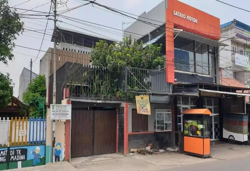 ホテル Safaraz Garden Near Galaxy Bekasi Mitra Reddoorz