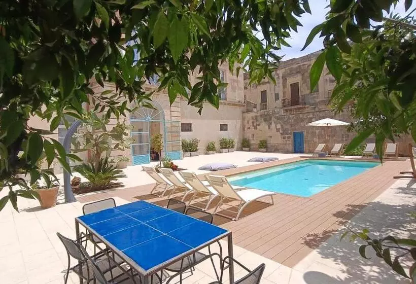 Majatalo Palazzo Garzia   Dimora Storica