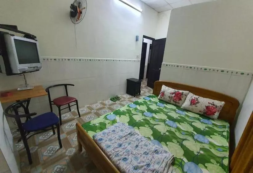 Spot On 1122 Nhat Anh Motel