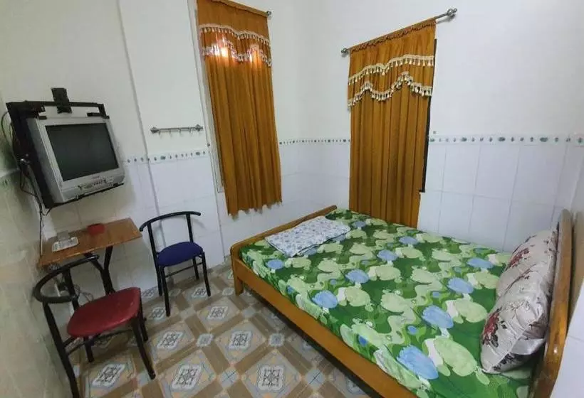 Spot On 1122 Nhat Anh Motel