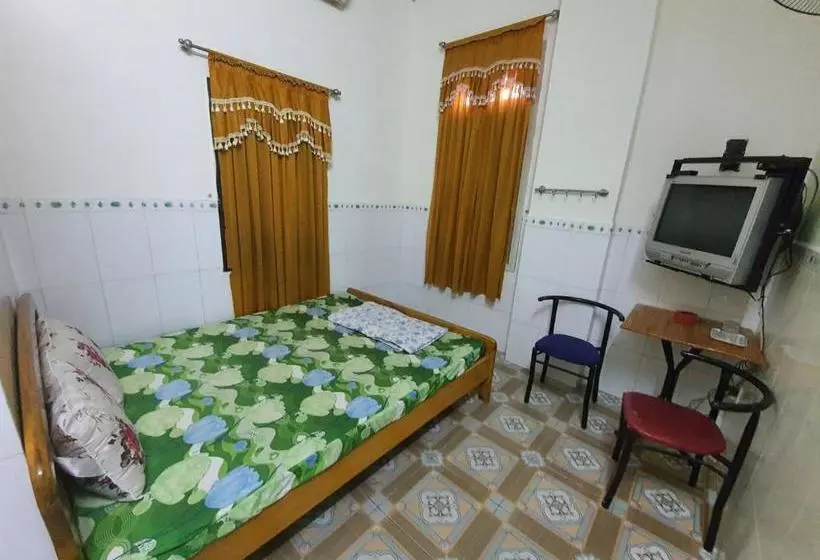 Spot On 1122 Nhat Anh Motel