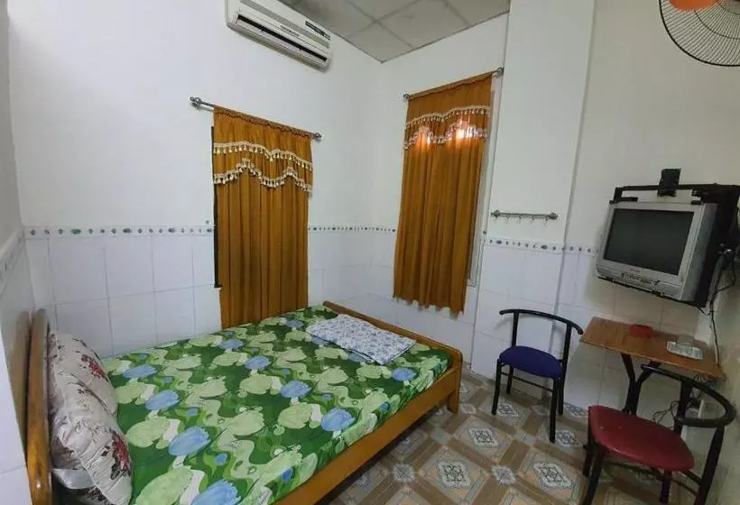 Spot On 1122 Nhat Anh Motel