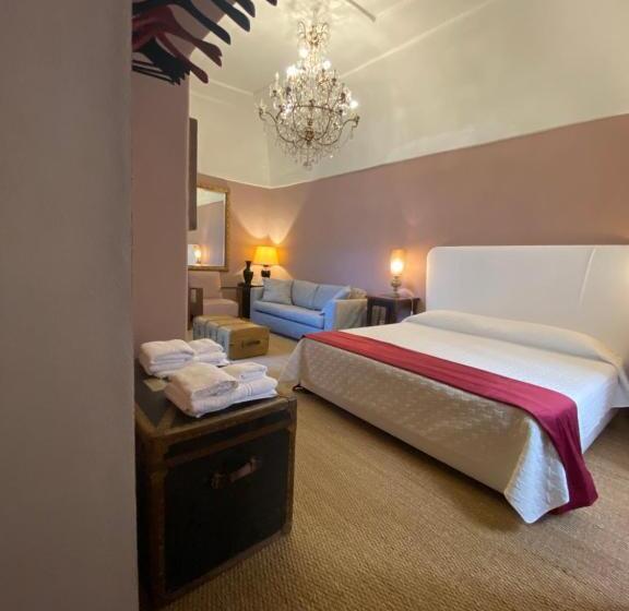 تختخواب و صبحانه Suites Edivino Design Capri