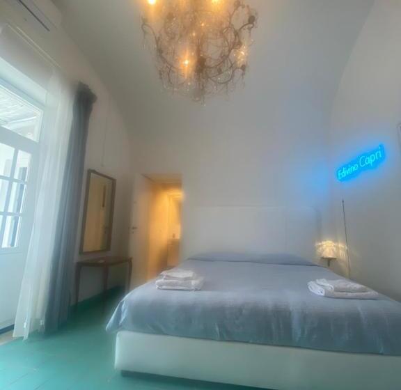 تختخواب و صبحانه Suites Edivino Design Capri