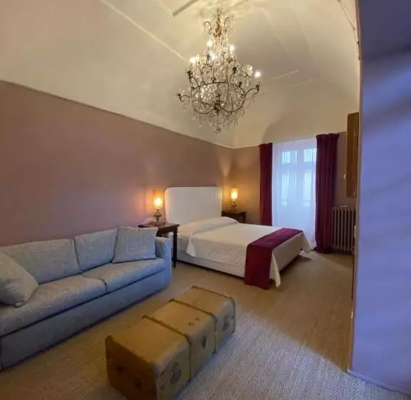 تختخواب و صبحانه Suites Edivino Design Capri