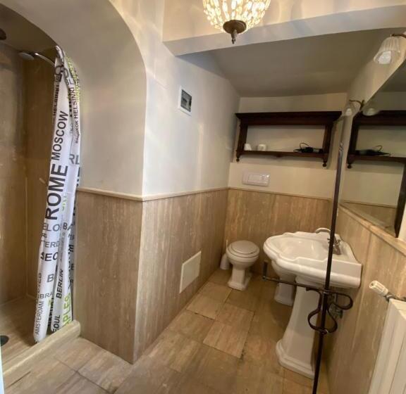 تختخواب و صبحانه Suites Edivino Design Capri