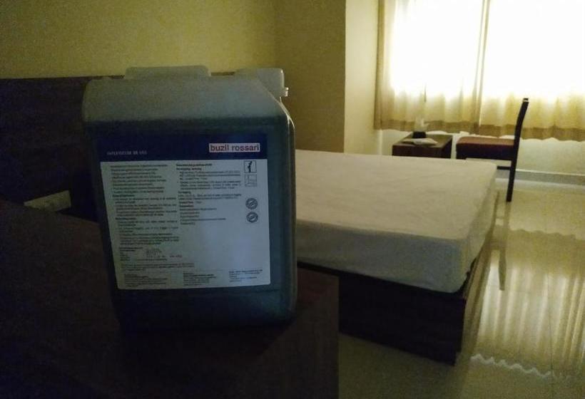 호텔 Gold Stays Alibag