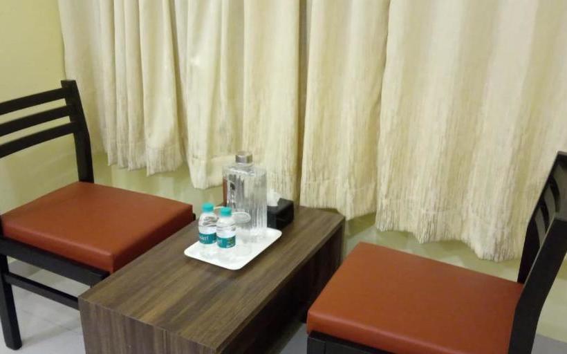 호텔 Gold Stays Alibag