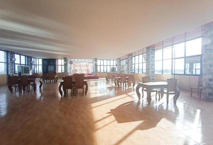 ホテル Oyo 3344 Kanca