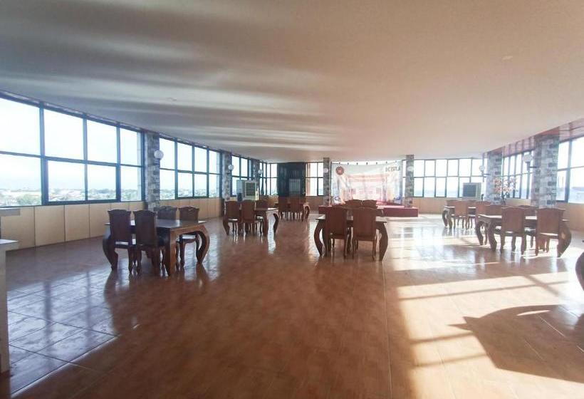 ホテル Oyo 3344 Kanca