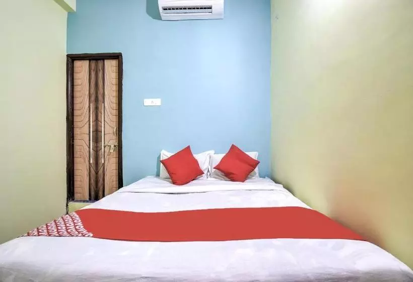 هتل Oyo 61045 Maharaja Inn