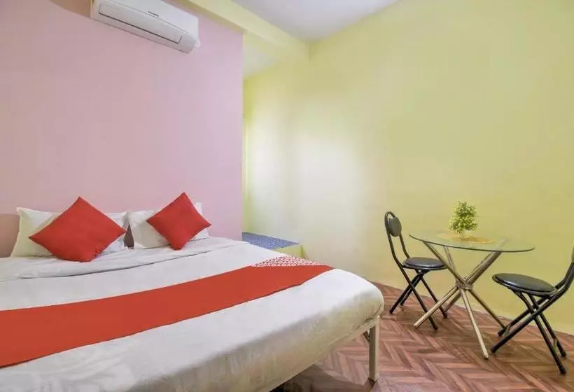 هتل Oyo 61045 Maharaja Inn
