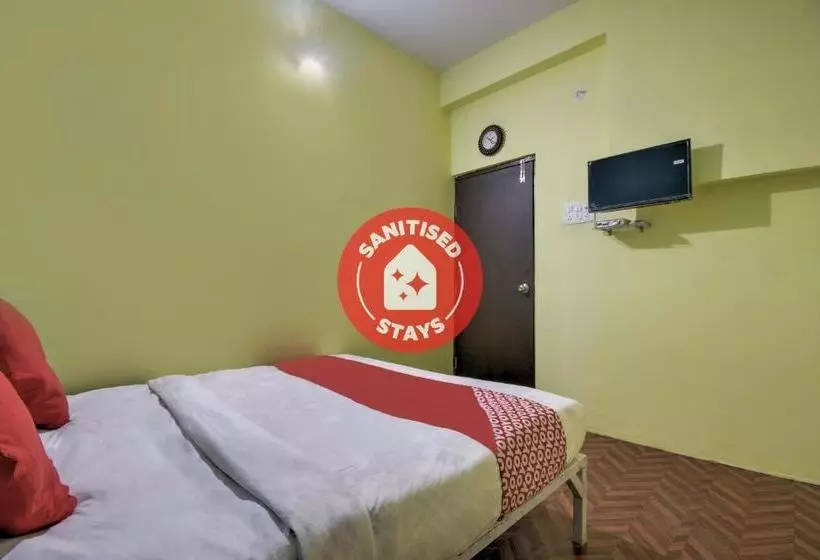 هتل Oyo 61045 Maharaja Inn