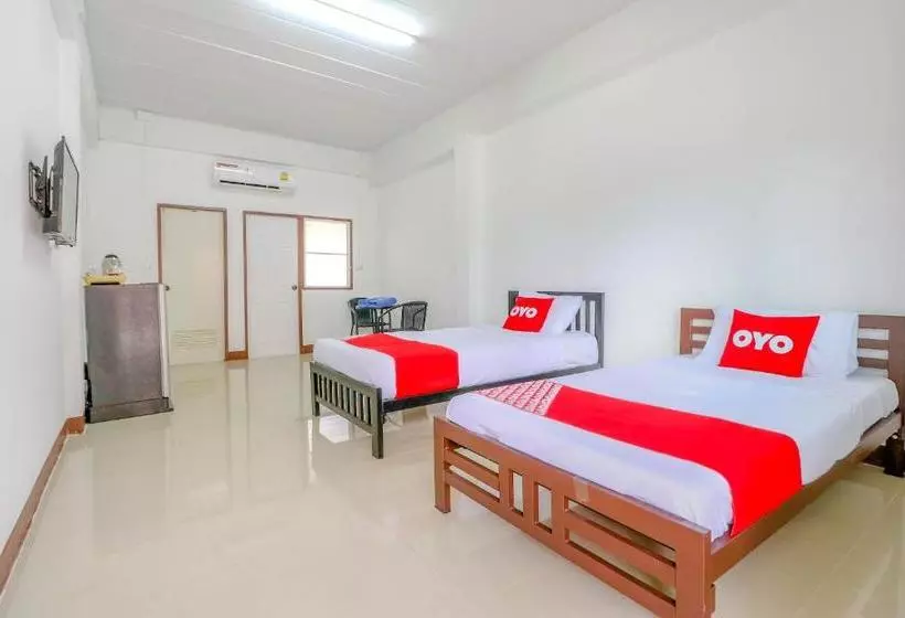 هتل Oyo 873 Smart And Smile Apartment