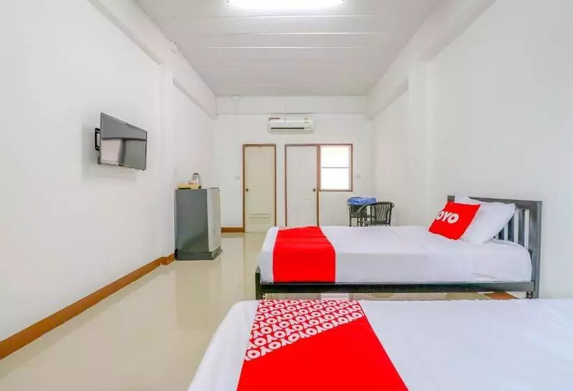 هتل Oyo 873 Smart And Smile Apartment