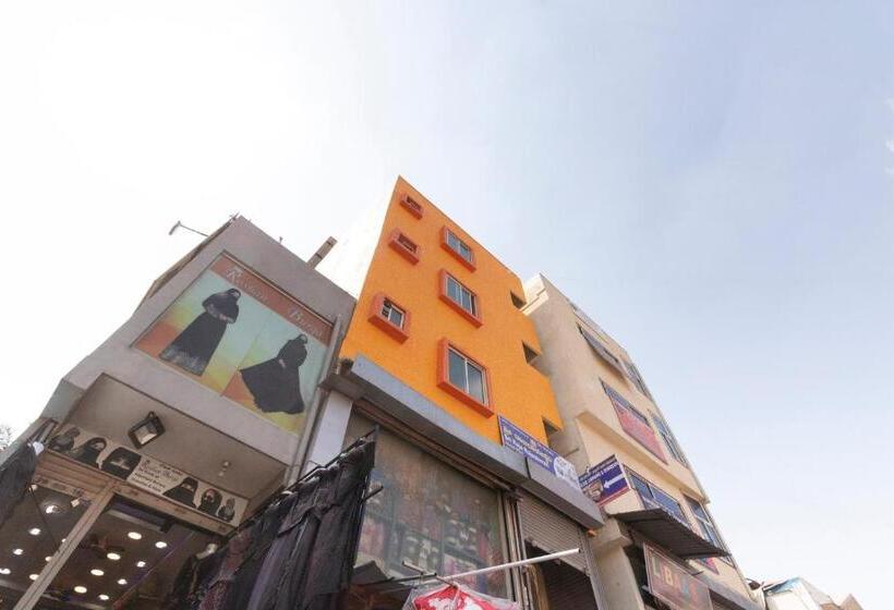 בית מלון כפרי Spot On Ssr Lodging And Boarding