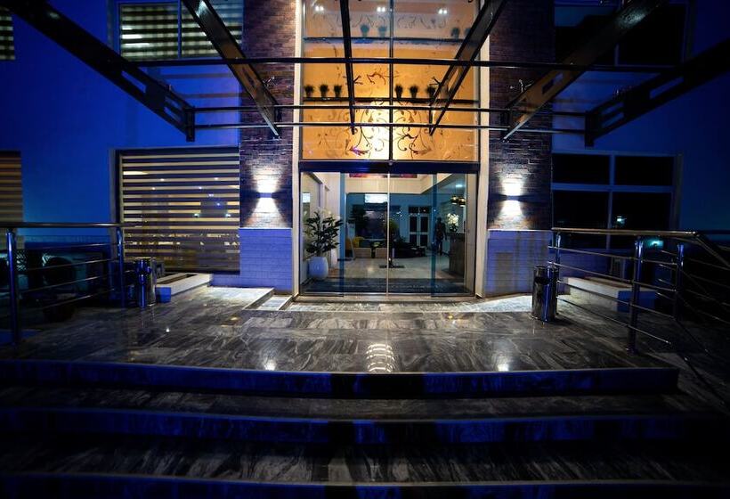 هتل Swiss International The Vistana