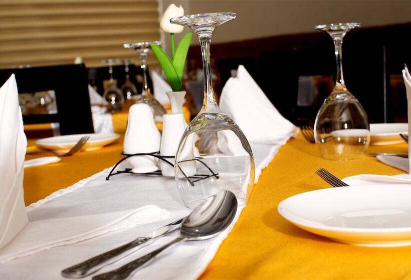 هتل Swiss International The Vistana