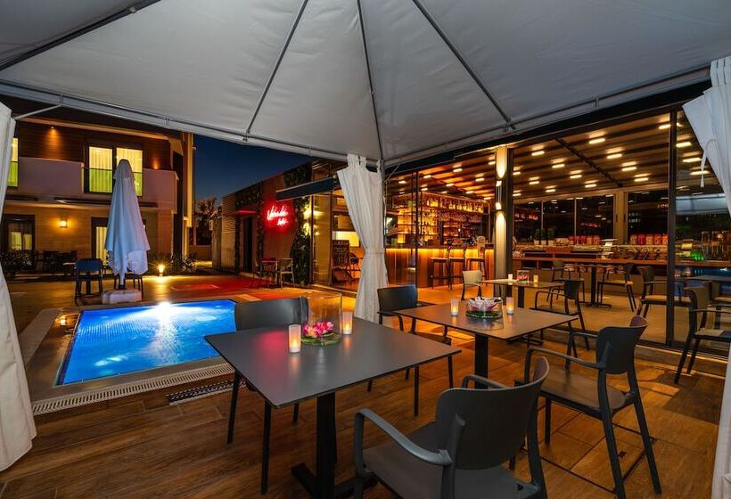 هتل Veranda Suites