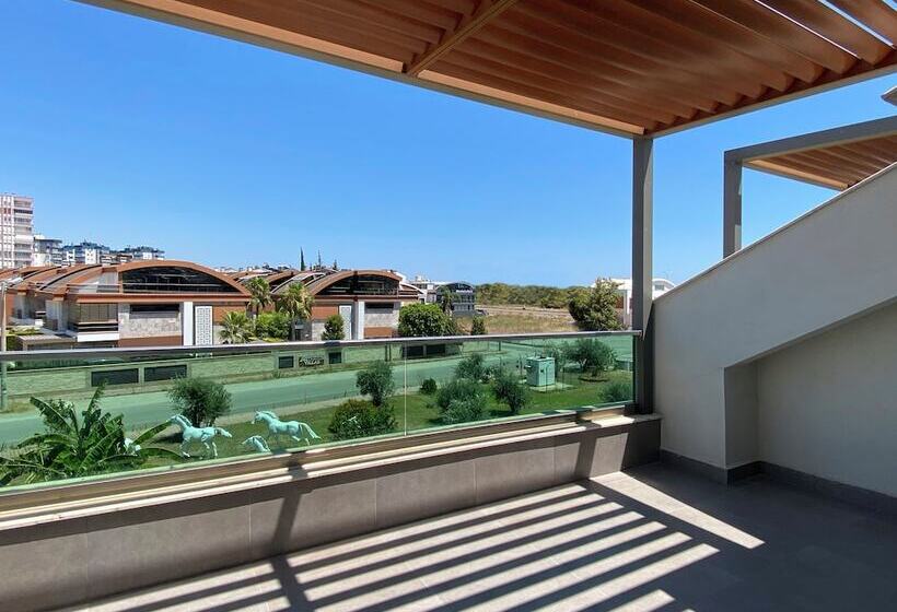 هتل Veranda Suites