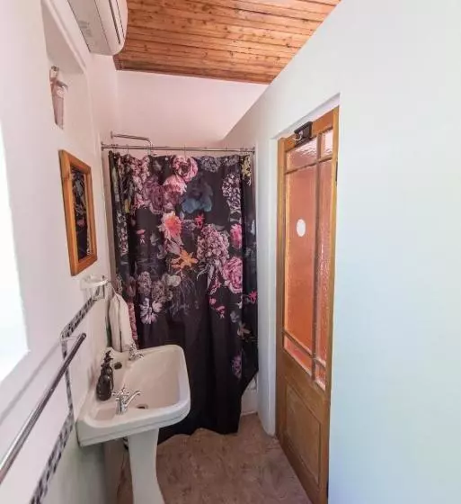 Aamiaismajoitus (B&B) Leo Guest House