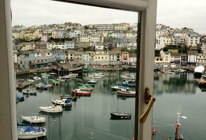 Bed and Breakfast Sampford Harbour Side Guest House