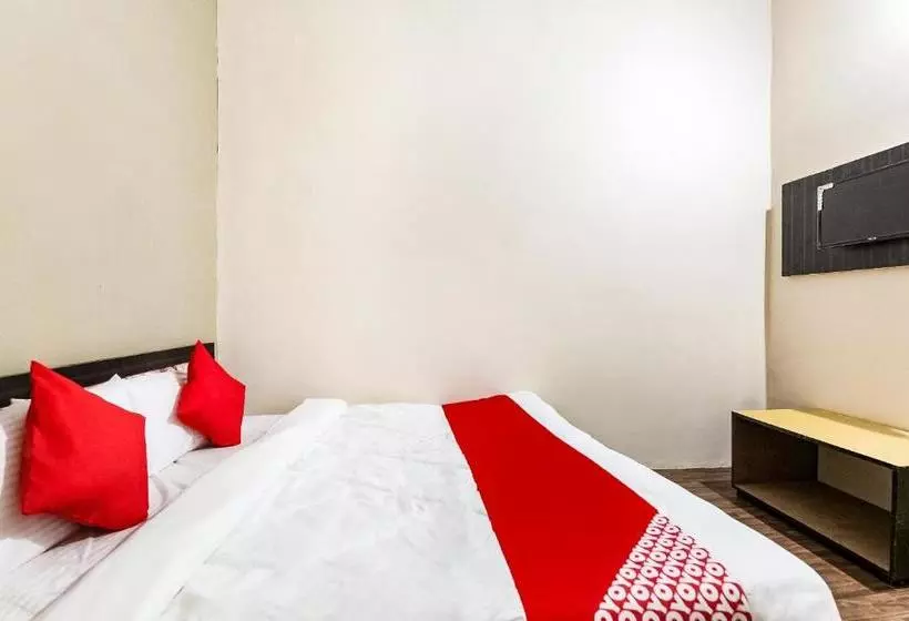 ホテル Oyo 69647 Yash Lodge