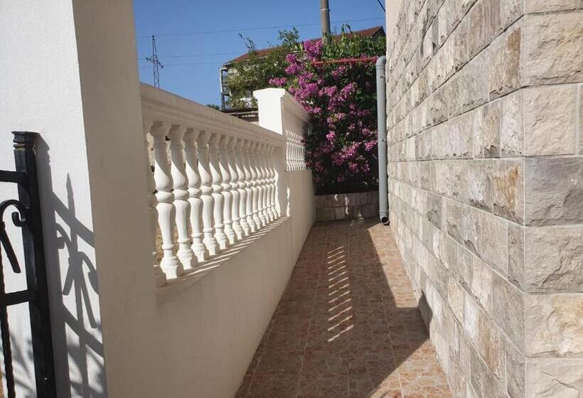 پانسیون Neðo Apartments Brda