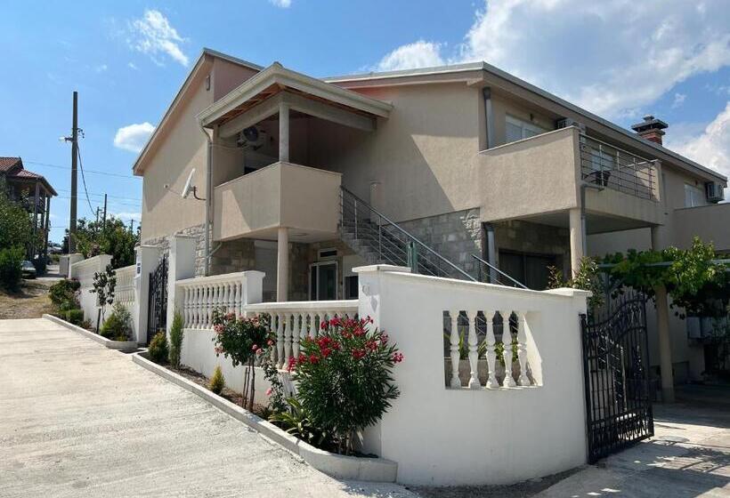 پانسیون Neðo Apartments Brda