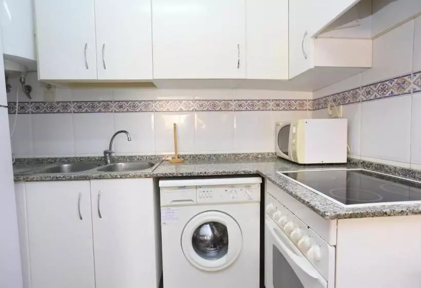 Grekus Litoral Only Families