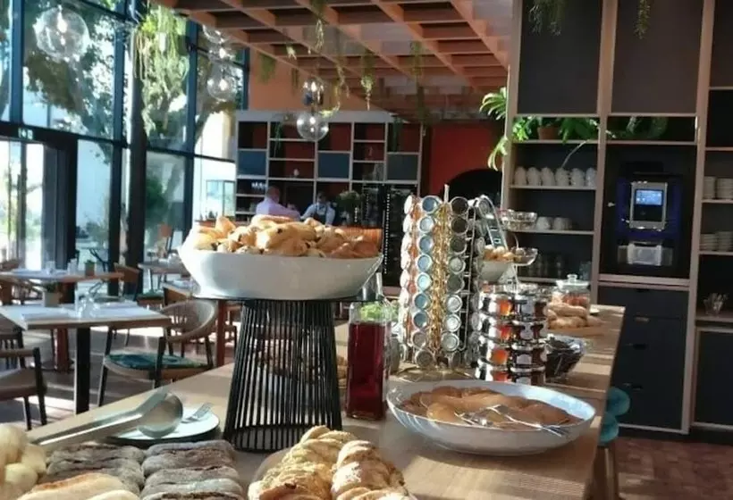 Отель Aquabella Hôtel & Spa